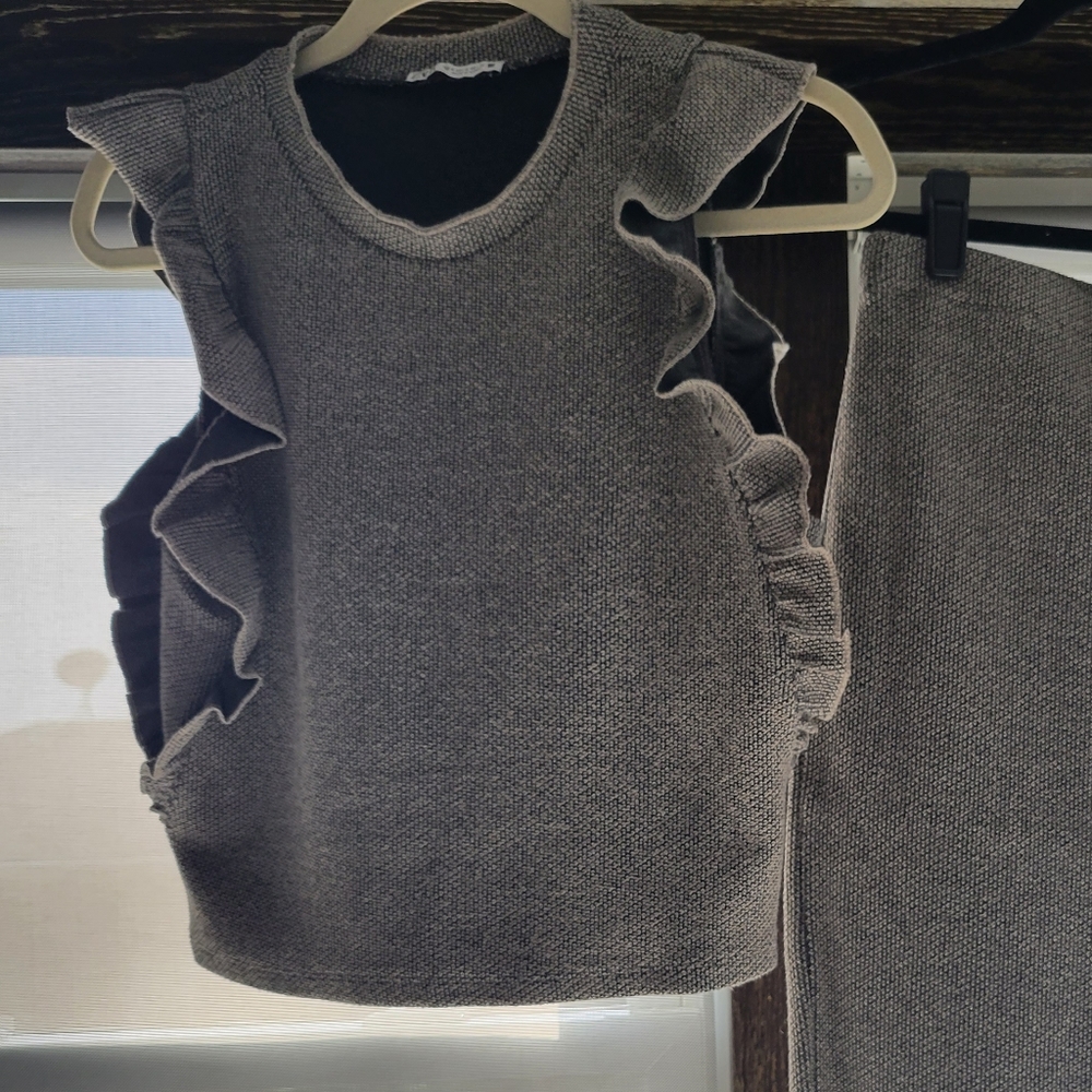 Size S Zara Top - Stretch - has a matching skirt on another listing